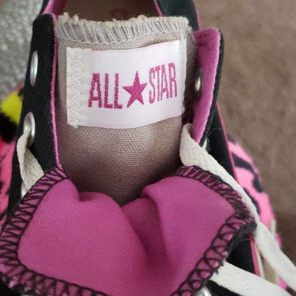 Converse - Picture 4 of 4